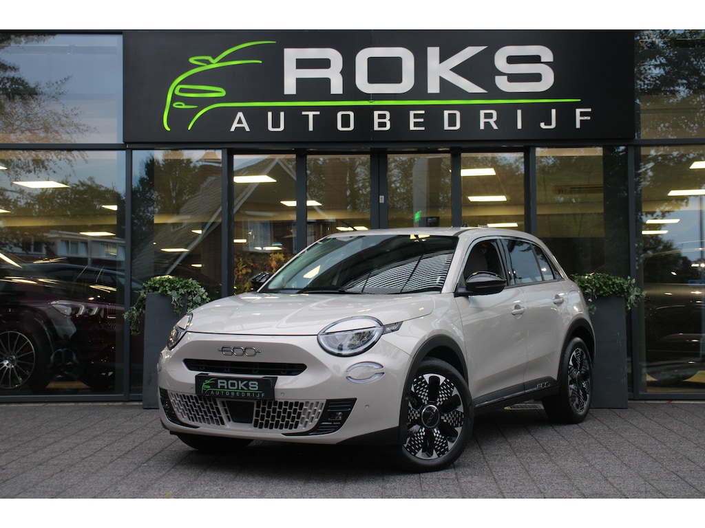 Fiat 600 1.2 Hybrid La Prima