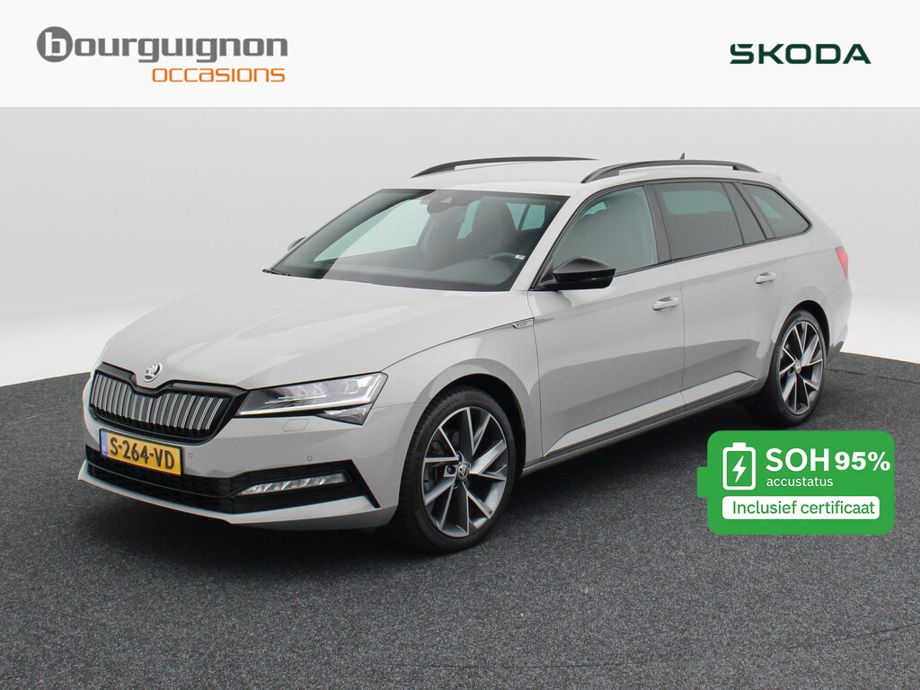 Skoda Superb Combi 1.4 TSi 218 Pk iV Sportline Business | Trekhaak | Stoelverwarming | CarPlay | Camera | Cruise Control | Navigatie | Full LED | 19 Inch | 91.754 Km !!