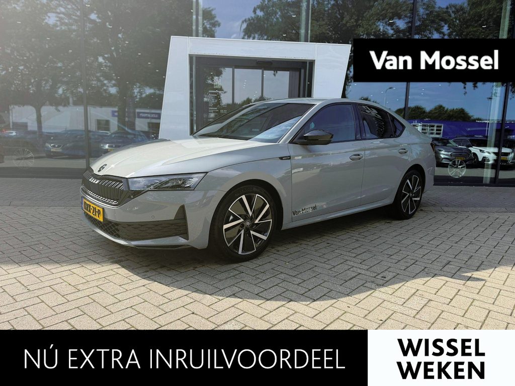 Skoda Octavia 1.5 TSI MHEV Sportline Business | Automaat | Stoelverwarming | Parkeersensoren | Adaptive Cruise Control | Camera | Virtual Cockpit | Navigatie | Lichtmetalen Velgen | Elektrische Achterklep | Keyless | LED