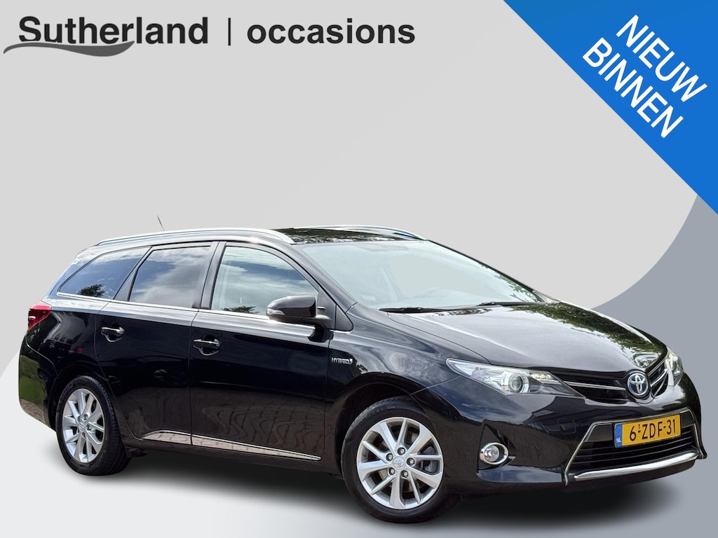 Toyota Auris Touring Sports 1.8 Hybrid Lease 136PK | Climate Control | Camera | Panoramadak | Lichtmetalen Velgen
