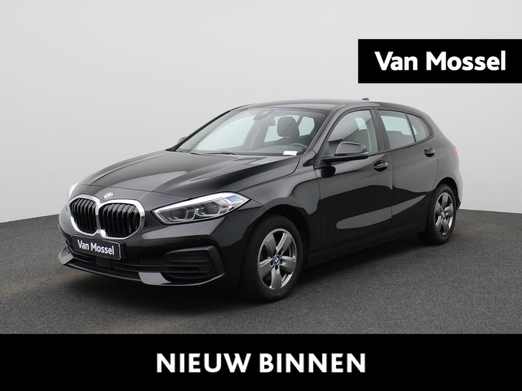 BMW 1-Serie 116i Executive | Automaat | Parkeer sensoren | Navigatie | Virtual cockpit | Cruise control | Bluetooth | Apple Carplay | Stoel verwarming | Climate control