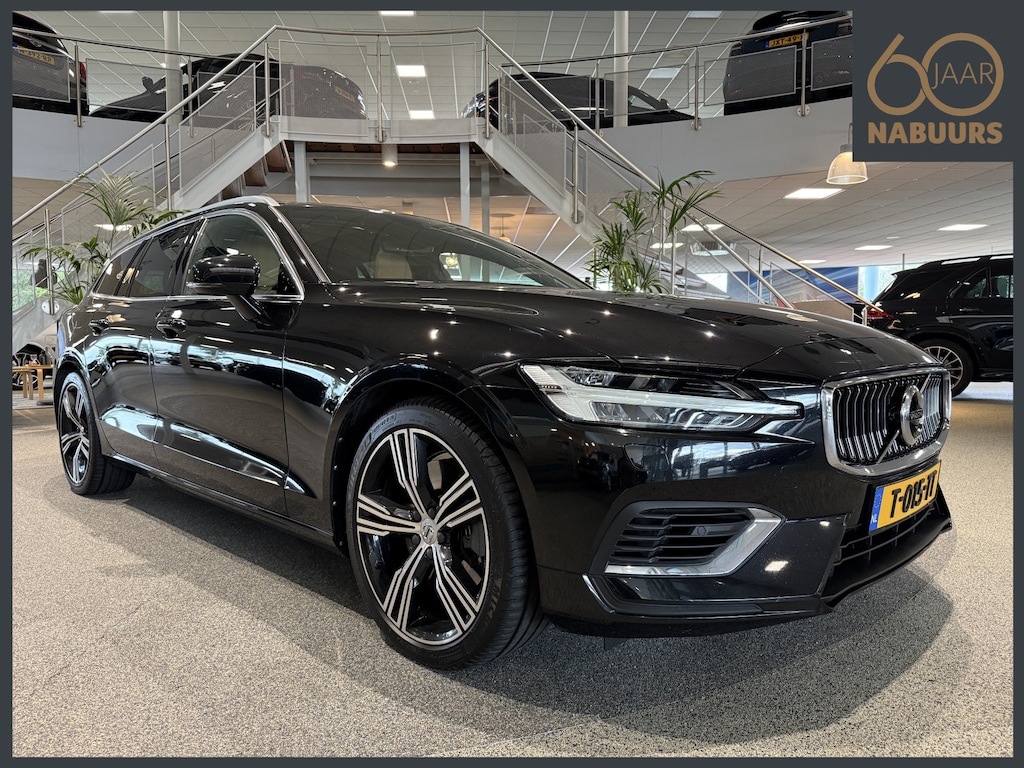 Volvo V60 2.0 T8 Twin Engine AWD Inscription, Trekhaak, Pano, Stoelkoeling