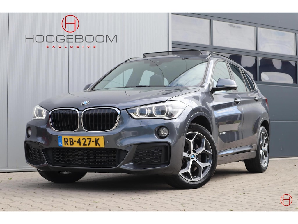 BMW X1 sDrive20i M-Sport / Panoramadak / Leder / Cruise / PDC