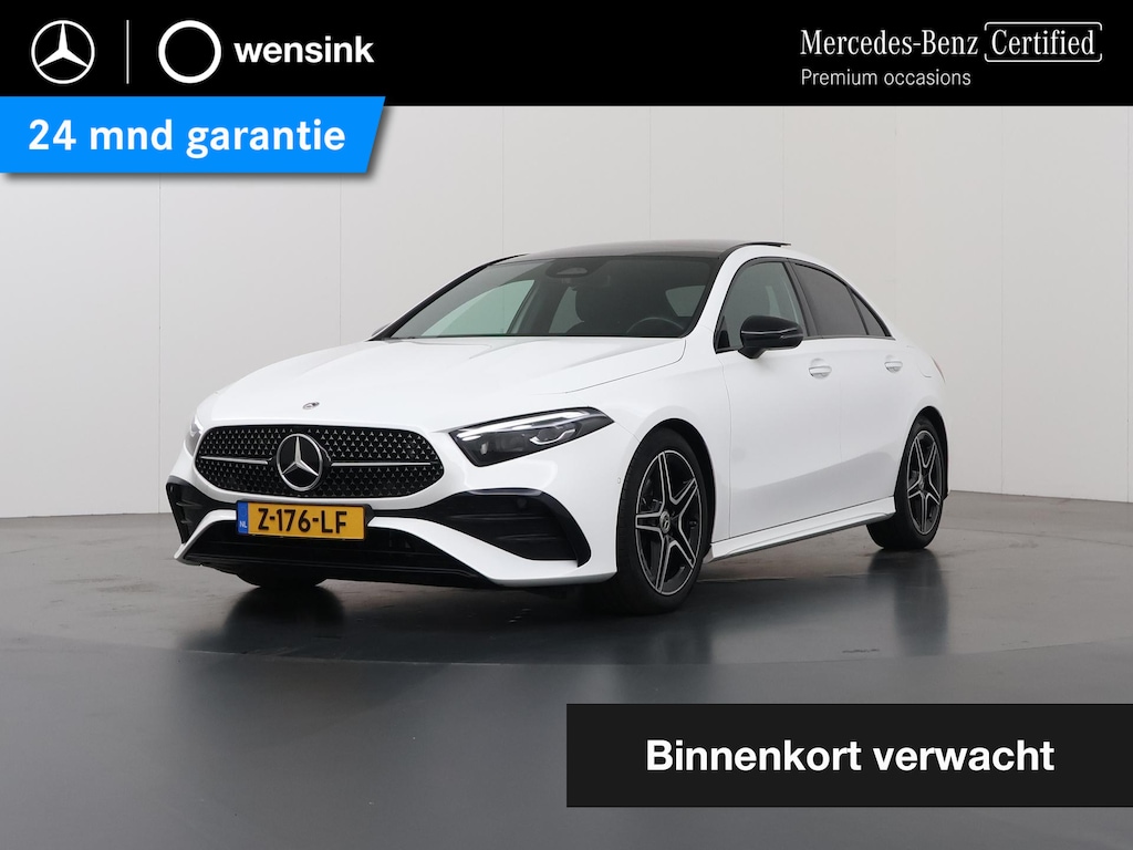 Mercedes-Benz A-klasse 180 Star Edition AMG Line | Night | Panoramadak | Multibeam | Widescreen | Stoelverwarming |