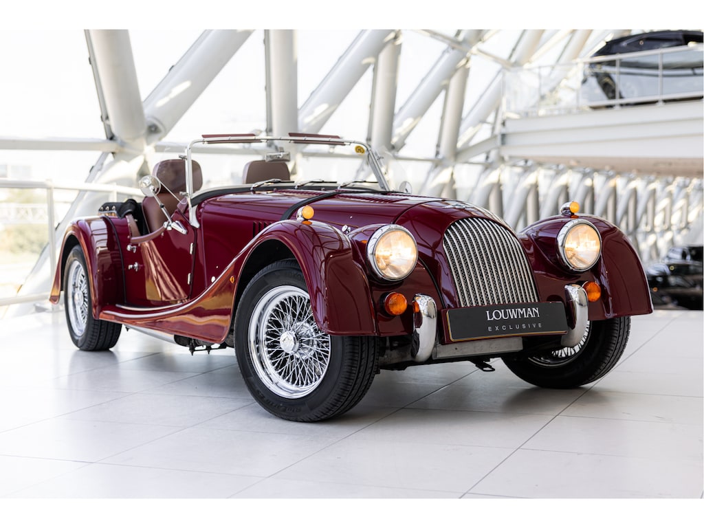 Morgan Plus 4 2.0 | Dark Maroon | Houten Stuurwiel | Bagagerek