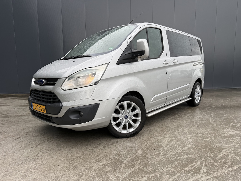 Ford Transit Custom 2.2 TDCI DUBBEL CABINE CHAMPIONS EDITION LEER 2X SD CAMERA NAVI CRUISE ECC