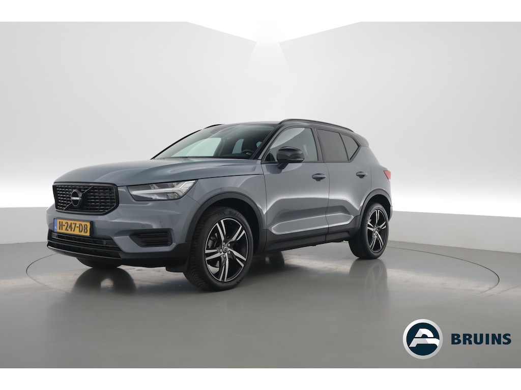 Volvo XC40 1.5 T3 R-Design | RIJKLAAR!! | Leer |  Keyless | Camera | Apple Carplay