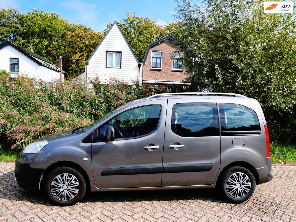 Peugeot Partner Tepee 1.6 XR 98pk Airco Navi PDC Ruimte Historie