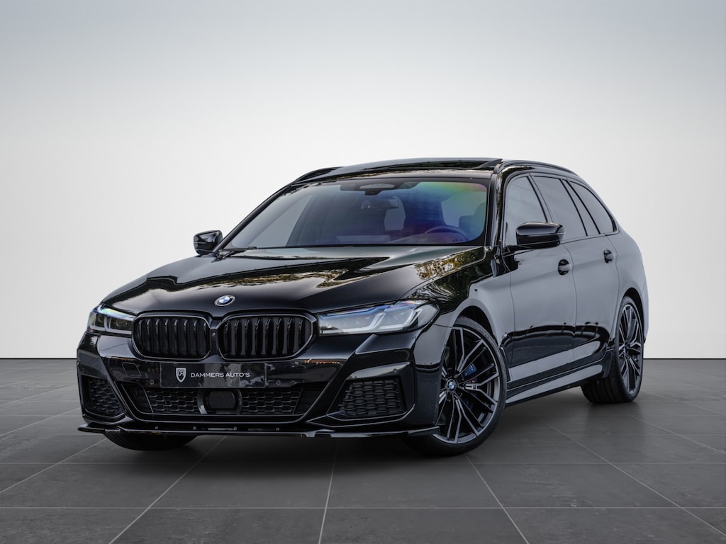BMW 5-Serie Touring 530d High Exe. M-pakket Pano HuD Laser Trekhaak 20''