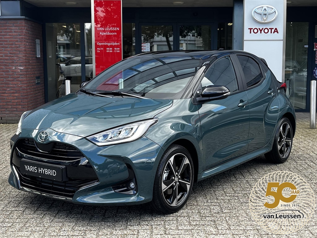 Toyota Yaris 130 Executive LM-VELG 17" BI-TONE BLIND-SPOT STOEL/STUURVERWARMING PARK-SENSOR APPLE/ANDROID