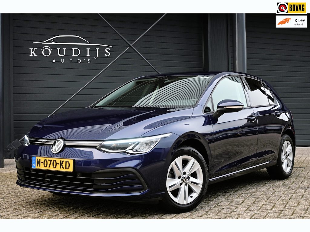 Volkswagen Golf 1.5 TSI, ACC, Carplay, Stoel/Stuurverw., PDC V+A, Sfeer verlichting