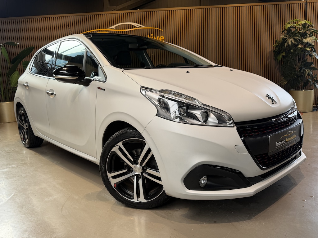 Peugeot 208 1.2 PureTech GT-line NAVIGATIE | PANO DAK | AUTOMAAT