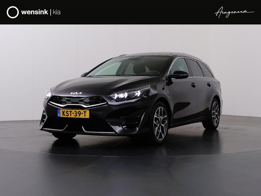 Kia Ceed Sportswagon 1.6 GDI PHEV ExecutiveLine | Trekhaak Afneembaar | Nieuw Model | Panoramadak | Navigatie | Lederen Interieur | Stoelverwarming voor en achter | Ele.verstelbare stoel + geheugen | Camera | DAB | Stoelkoeling/verwarming |