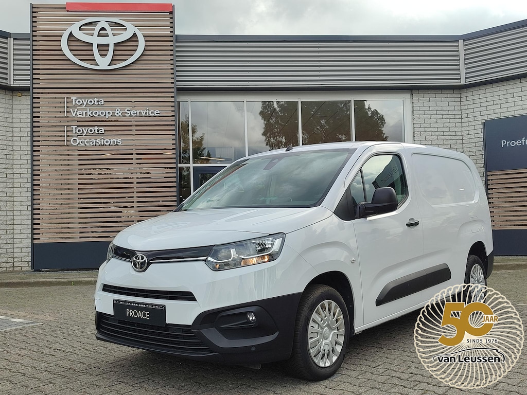 Toyota ProAce City 1.5 D-4D COOL L2 CRUISE APPLE/ANDROID AIRCO PARK-SENSOREN BLUETOOTH BETONPLEX + BETIMMERD 6-BAK 3-ZIT