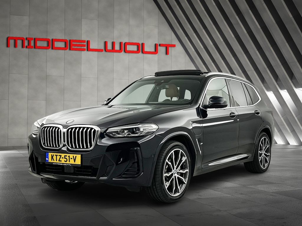 BMW X3 xDrive30e High Executive M-Sport Pano-dak/Head-Up Display/20'LMV