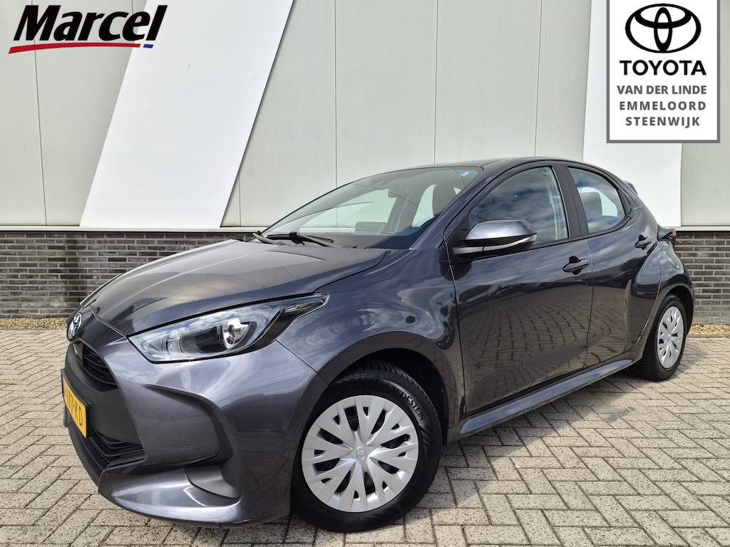 Toyota Yaris 1.5 Hybrid Active Navi ECC Ad. Cruise