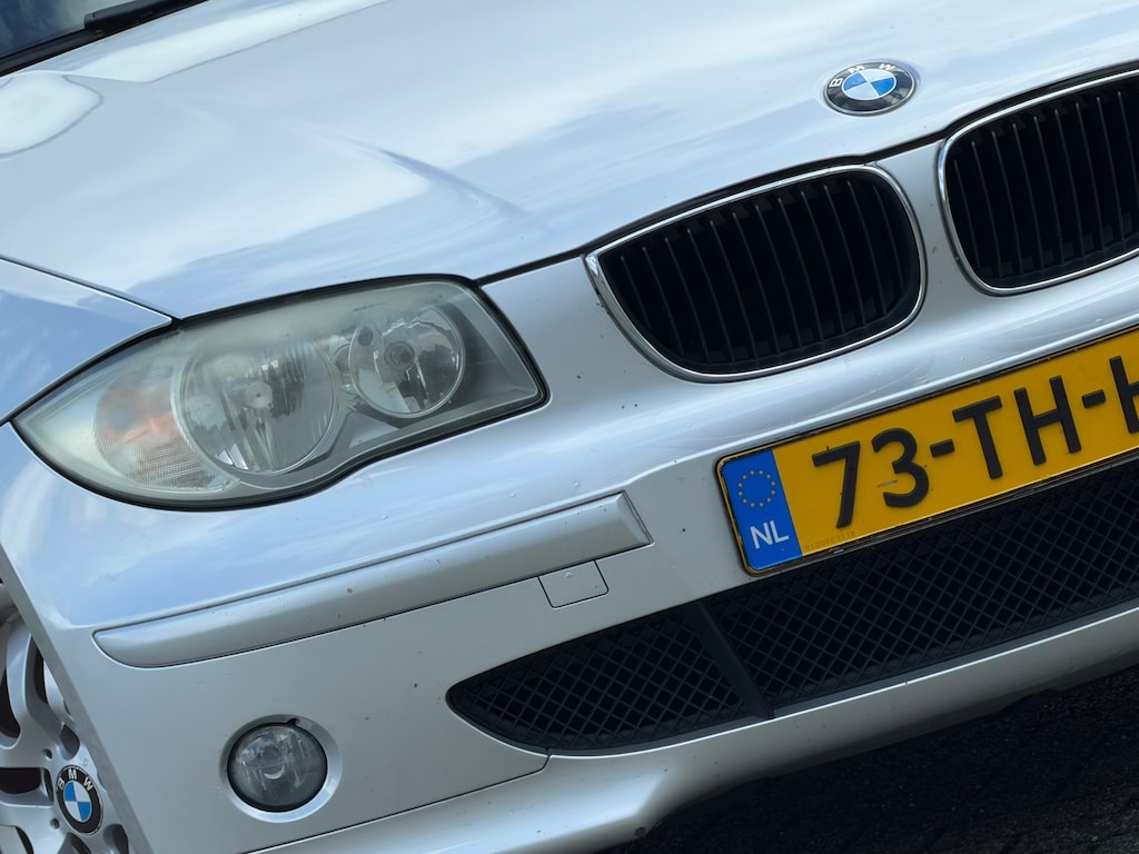 BMW 1-Serie 118i Executive - Titansilber Metallic - Clima/Cruise - Nette Auto