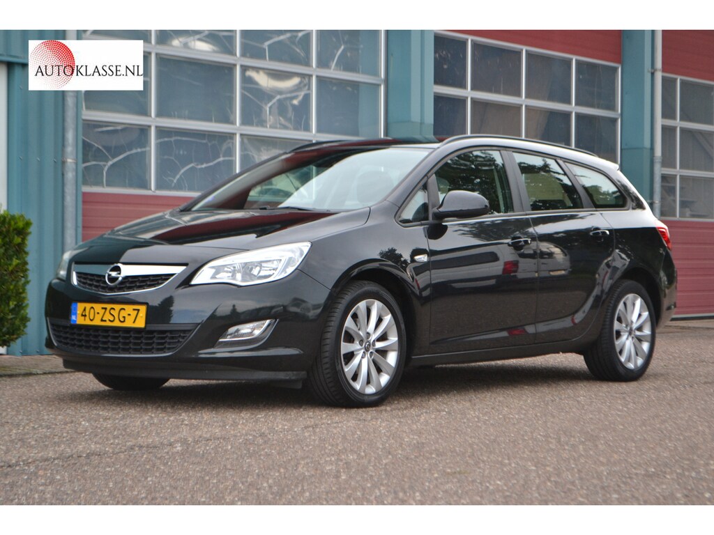 Opel Astra Sports Tourer 1.4 Turbo Sport