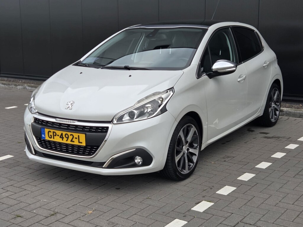 Peugeot 208 1.2 PureTech Première Automaat