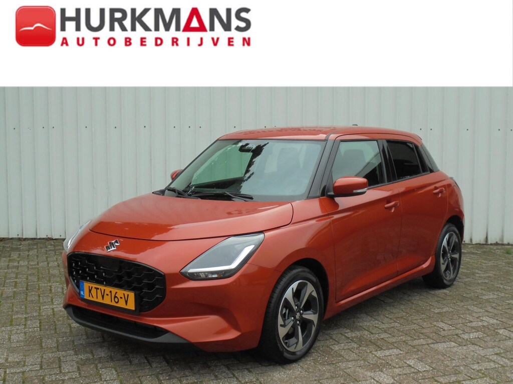 Suzuki Swift 1.2 SMART HYBRID STYLE NAVI-CAMERA-CARPLAY