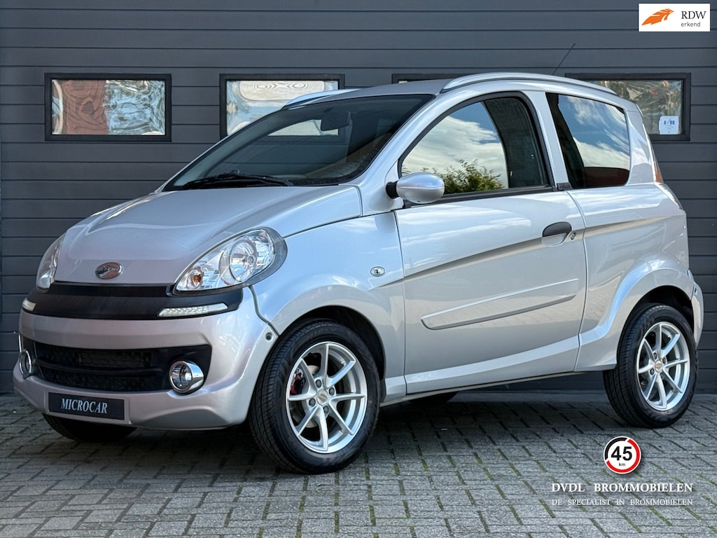 Microcar M.GO SXI DCI Brommobiel 45km 2011 29dkm NIEUWSTAAT!