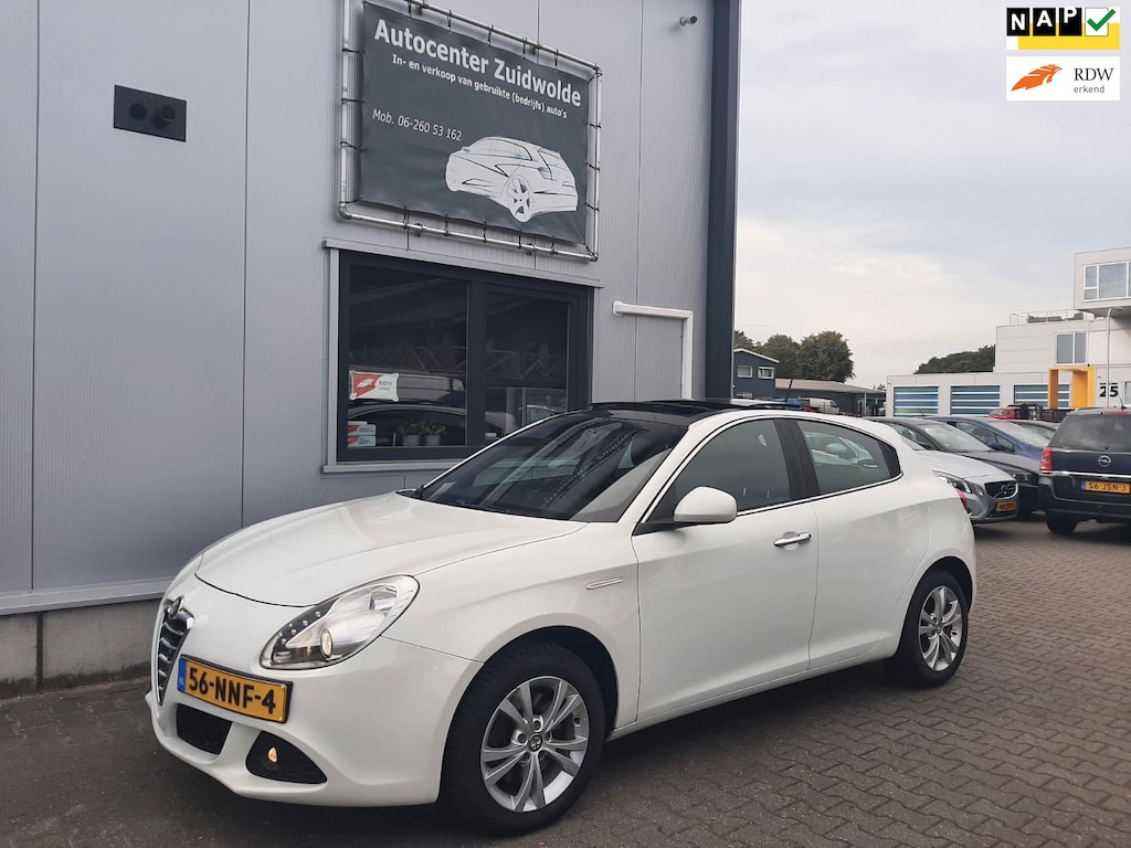 Alfa Romeo Giulietta 1.4 T Distinctive panodak clima cruise