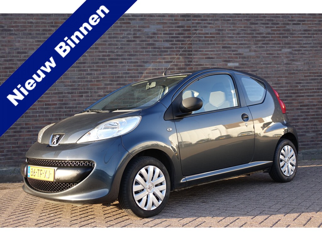 Peugeot 107 1.0-12V XR, keurig onderhouden, nieuwe APK en nieuwe koppling