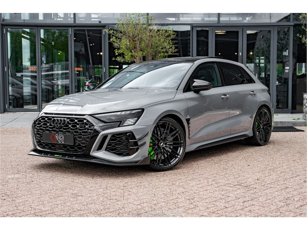 Audi RS3 Sportback ABT RS3-R 1/200 Limited Edition 500pk ABT Carbon bodykit | ABT Forged velgen | Nardo grijs - Audi Exclusive | Keramische remmen | Panorama dak | Nappa leder | RS Design pakket groen Dynamic package | Matrix LED | head-up | Privacy glas | Xpel front | Verlengde garantie 5 jaar/ 100.000km | elektrische klep | Comfortsleutel