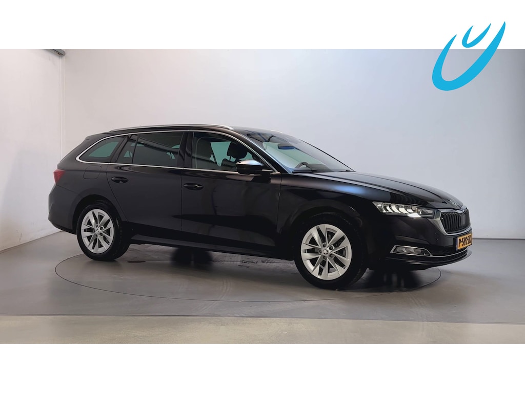Skoda Octavia Combi 1.0 e-TSI DSG Business Edition Adaptive Cruise Stoelverwarming Trekhaak