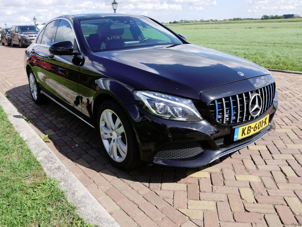 Mercedes-Benz C-klasse 350 e Lease Edition PANO BURMESTER ** 11499 NETTO **