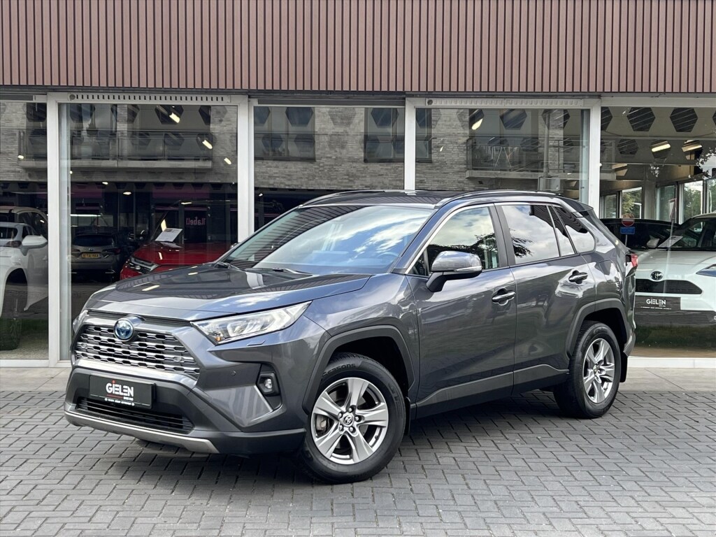 Toyota RAV4 Hybrid 220 AWD Dynamic | Stoelverwarming, Groot scherm, Parkeersensoren, Licht + Regensensor, 1650KG Trekgewicht