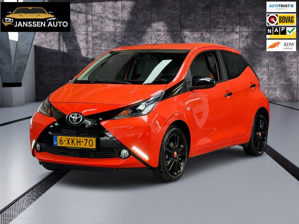 Toyota Aygo 1.0 VVT-i x-cite | Airco | Bleuthooth | Camera | LMV | Cruise | NL Auto | NAP