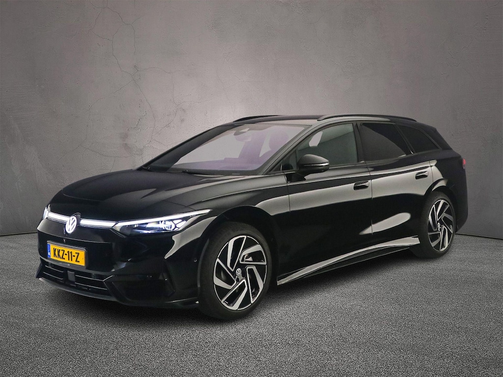 Volkswagen ID.7 Tourer Pro Limited Edition 286pk Automaat Trekhaak, Black Style, Adaptive cruise control, 360 camera, LED matrix koplampen, Adaptive cruise control