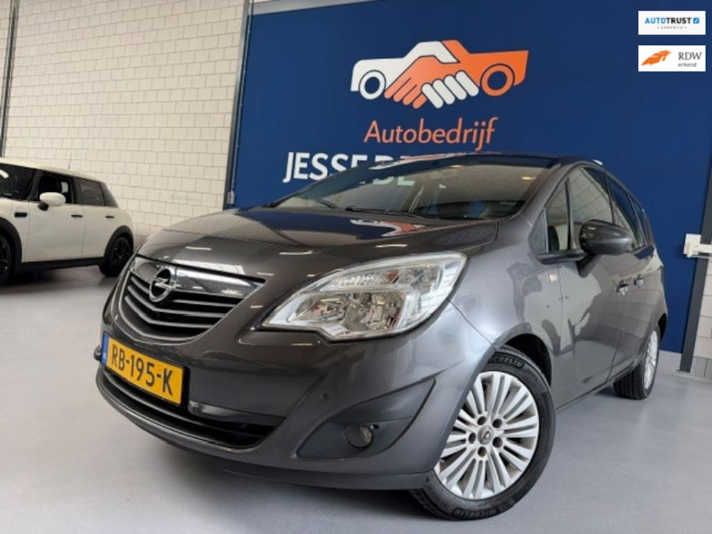 Opel Meriva 1.4 Cosmo / bj.2011 / kleur: grijs / APK 08/2027 / NAP met 171784 km./ trekhaak / sportvelgen/climate/pdc/airco/ etc.