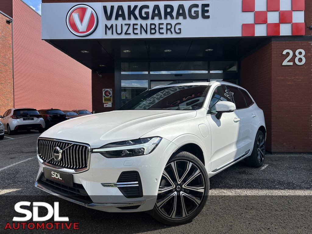 Volvo XC60 2.0 T8 Plug-in hybrid SOH 97,6% AWD Ultimate Bright 455PK! // ADAPT. CRUISE // PANODAK // HARMAN&KARDON // LEDER // ELEK. STOELEN+GEHEUGEN // 360 CAMERA+SENSOREN