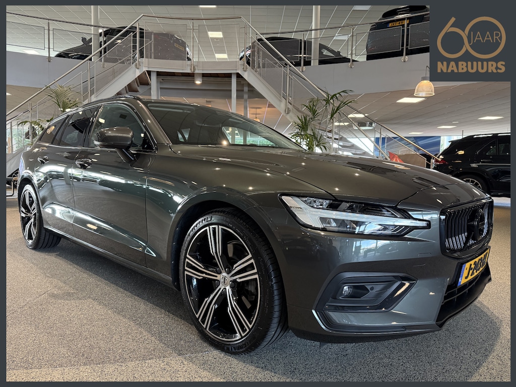 Volvo V60 2.0 B4 Inscription, NL auto, Pilot Assist cruise, Memory, Camera