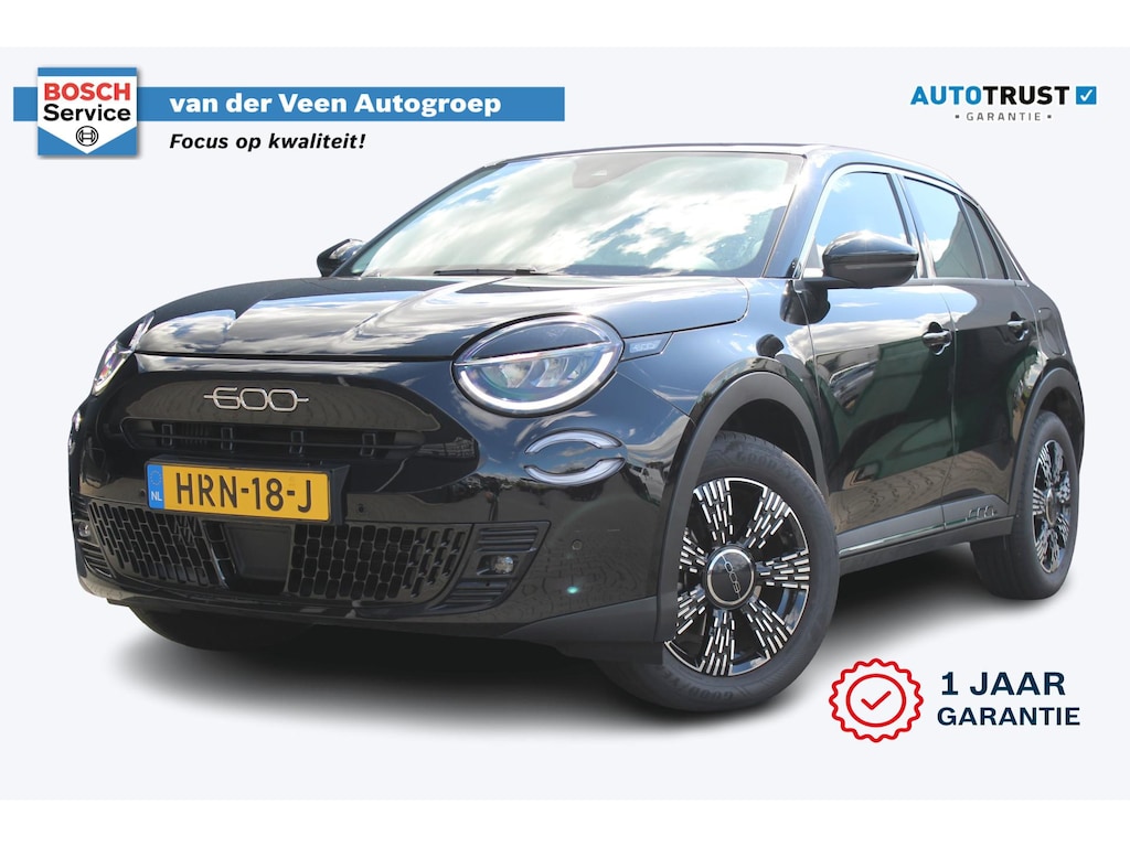 Fiat 600 1.2 Hybrid Urban | Incl. 12 Maanden garantie | Stoelverwarming | Cruise | Airco | Apple Carplay/ Android Auto | Parkeersensoren | Parkeer Camera | Navigatie | Bluetooth |