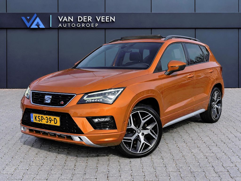 SEAT Ateca 2.0 EcoTSI FR 4DRIVE Business Intense | Incl. 12 maanden garantie | Trekhaak | 360 camera | Parkeersensoren | Schuif/kantel dak | SEAT sound | Climate control | Cruise control | Apple Carplay/Android Auto | Airco | Bluetooth | Elektrische kofferklep | Lichtmetalen velgen