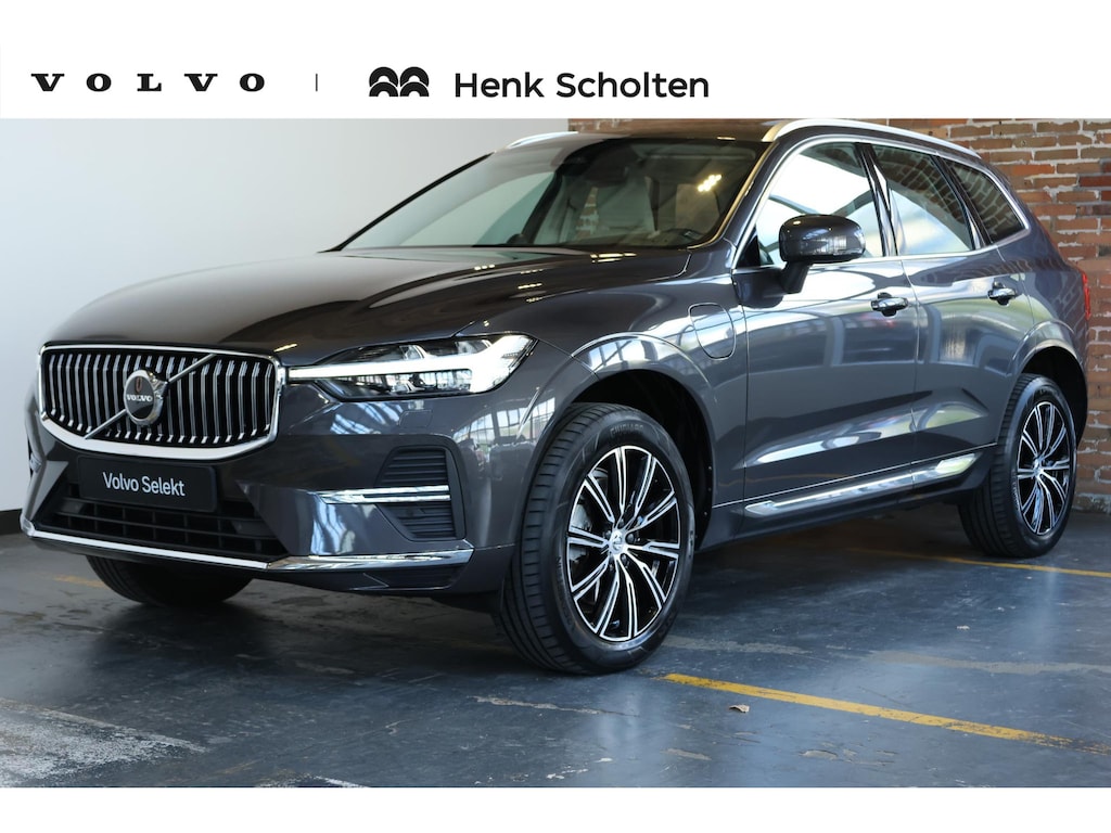 Volvo XC60 Recharge T6 AWD Inscription | Bowers & Wilkins Premium Audio | Luchtvering | Massage in voorstoelen | Gelamineerde zijruiten | Parkeercamera | Adaptive Cruise Control | Head-Up Display | Parkeersensoren voor + achter | 1ste Eigenaar
