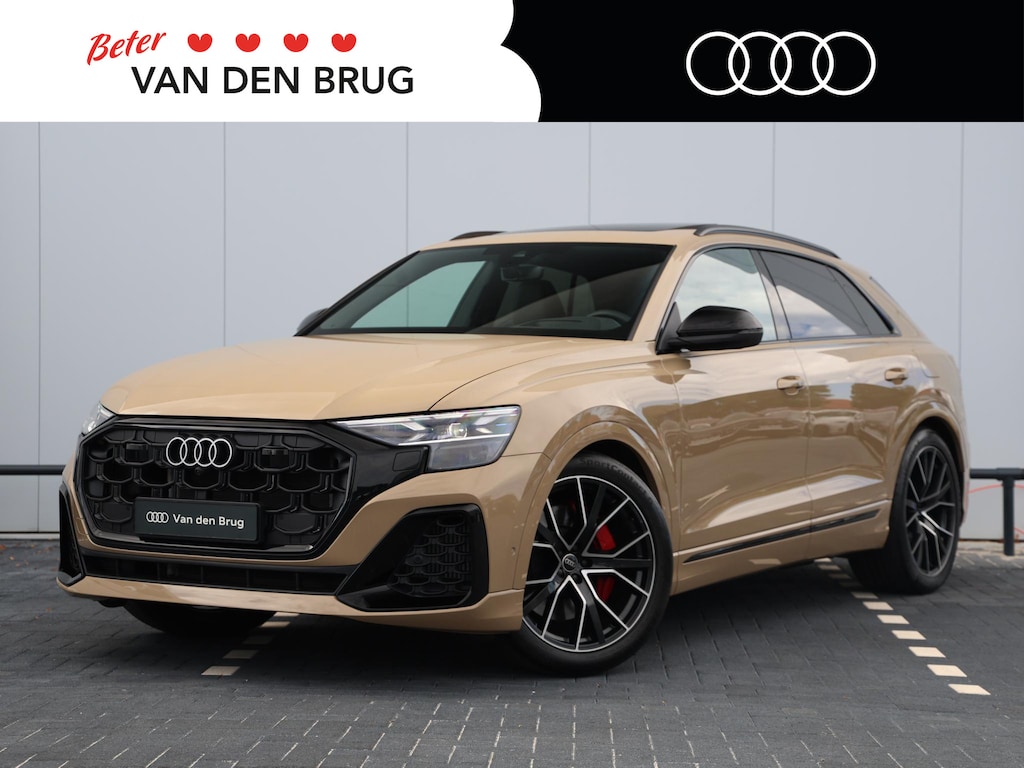 Audi Q8 60 TFSI e quattro S Competition 490 PK | Panoramadak | B&O | Head-up | RS-sportstoelen | Trekhaak | HD-matrix laser led | Stoelverw. v+a | Pano | 22'' velgen