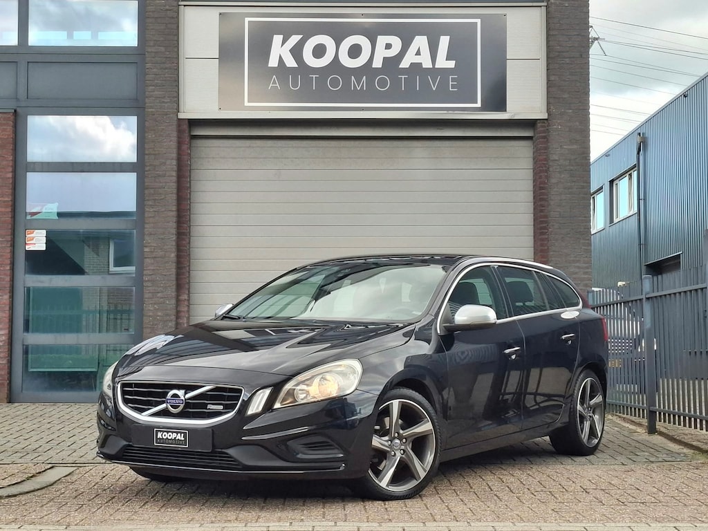 Volvo V60 1.6 T3 R-Design | Trekhaak | Nieuwe APK | NAP