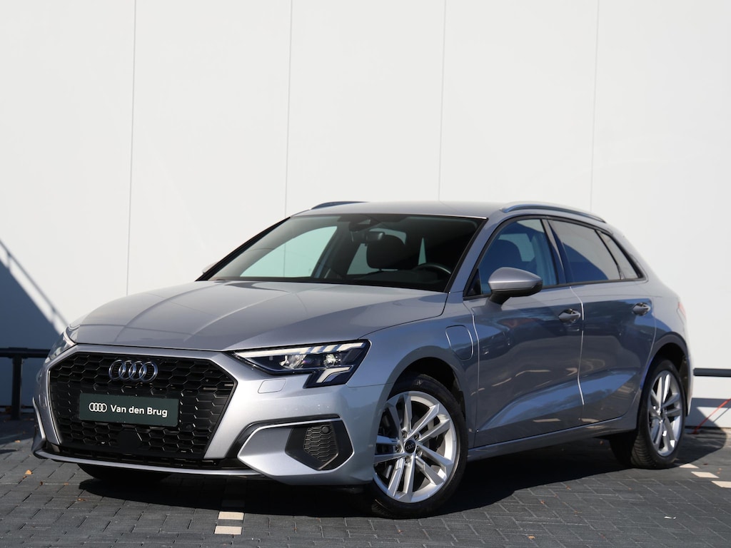 Audi A3 Sportback 40 TFSI e Advanced edition 204pk | Camera | Stoelverwarming | Keyless | Adaptive Cruise