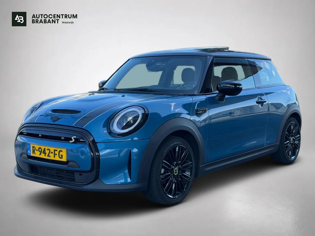 MINI Mini Electric Camden Plus Edition 33 kWh(NL-auto, 1e Eig, Dealer OndH, Panorama, Harman/Kardon, Carplay, ParkeerSen, Navi Etc)