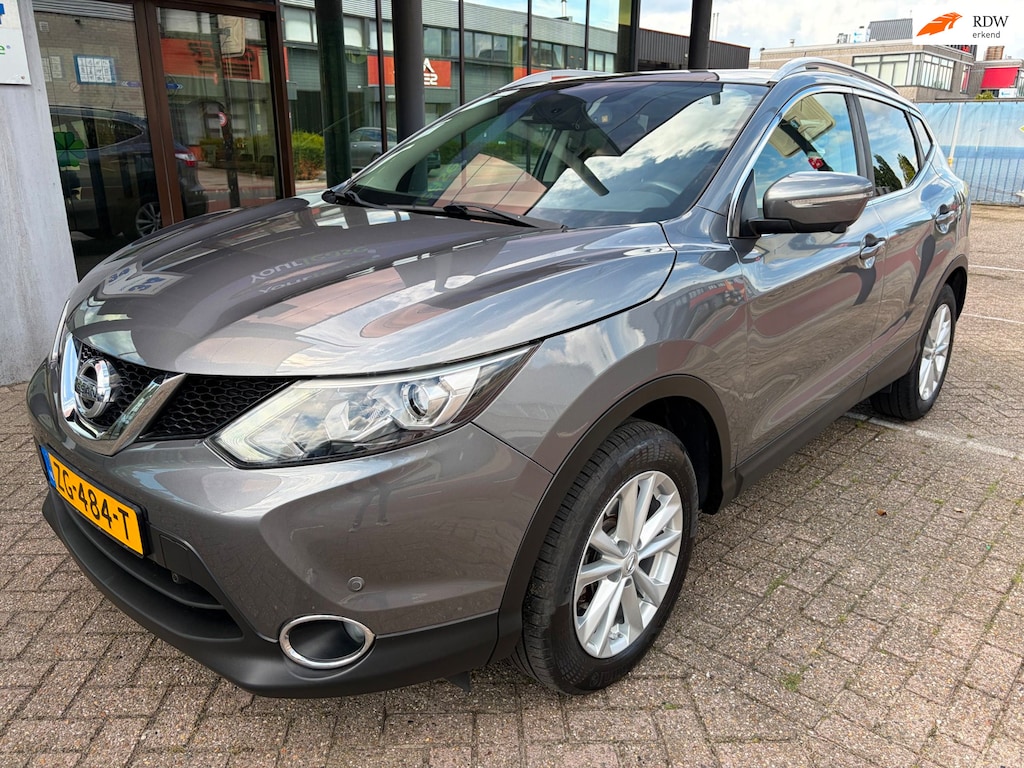 Nissan Qashqai 1.2 Connect Edition / Camera / Leder / Pano'dak