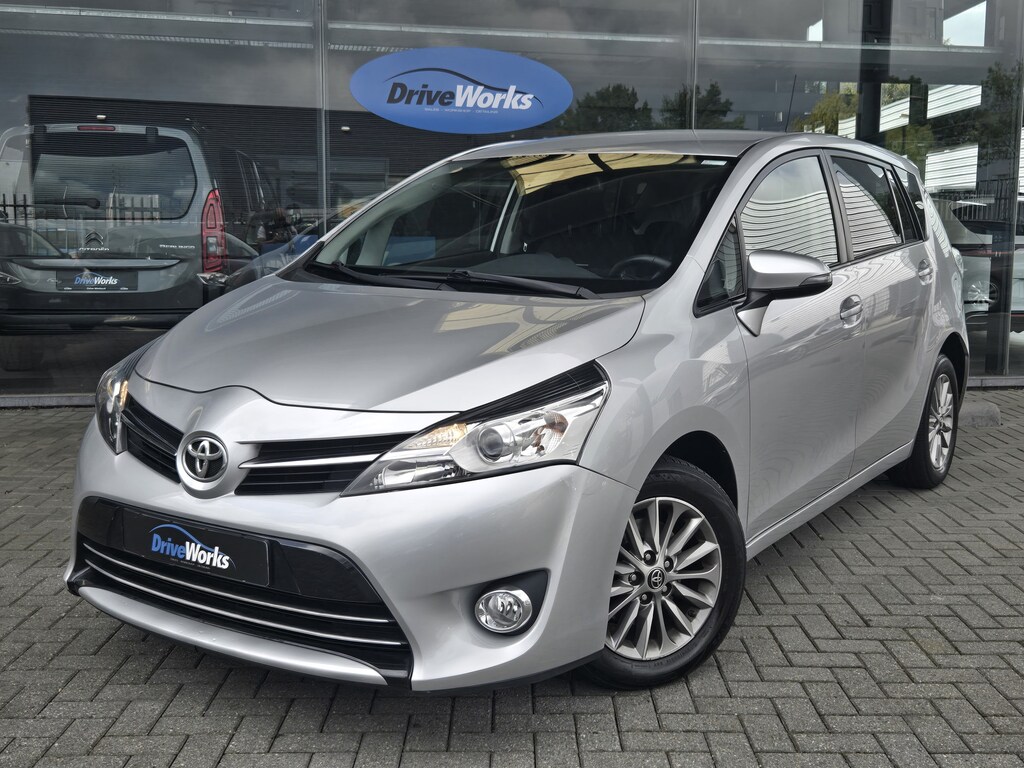 Toyota Verso 1.8 VVT-i 1Ste eigenaar | Airco | Navi | Camera | Netjes onderhouden | Uniek Interesse, Proefrit? Bel of app met: 06-24 28 28 42/ 06-42130156
