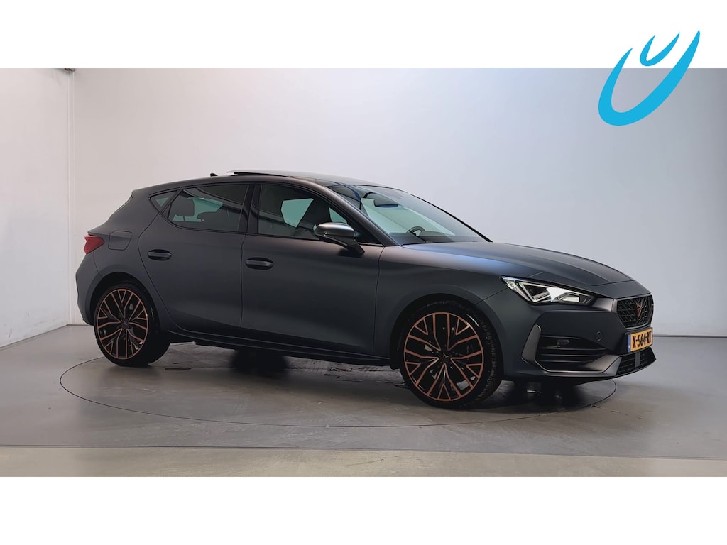 CUPRA Leon 1.4 e-Hybrid 245pk VZ Business Sfeerverlichting Panoramadak LED Stoelverwarming