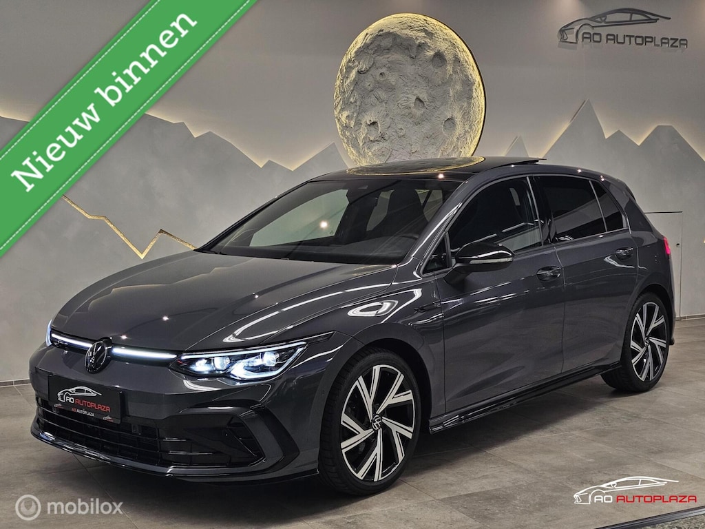 Volkswagen Golf 1.5 eTSI 3x R-Line Panorama/H&K/Keyless/IQ Light