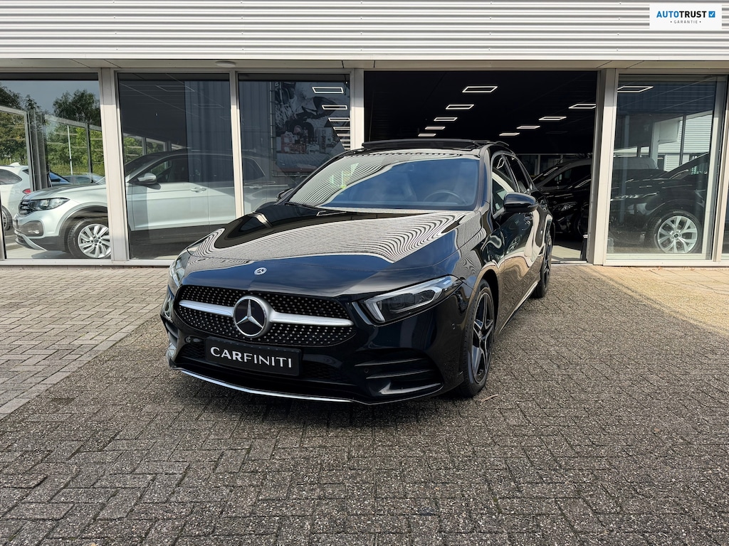 Mercedes-Benz A-klasse 250 e Business Solution AMG | Navi |Panoramadak | Sfeerverlichting Cruise | Clima | Camera | Leder | 18".