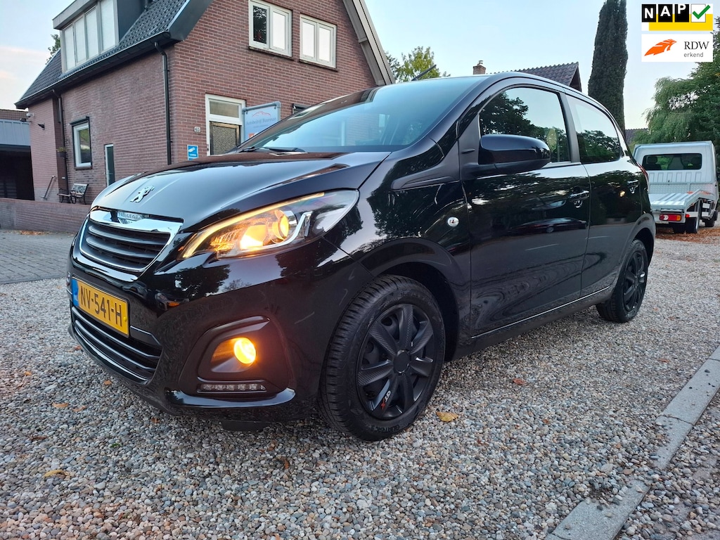 Peugeot 108 1.0 e-VTi Blue Lion airco BT tel navi trekhaak