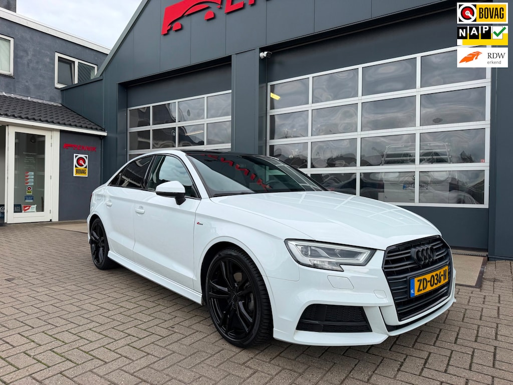 Audi A3 Limousine 1.5 TFSI CoD Sport S Line Edition / Pano / Led / 3x S-Line / Dealer Onderhouden
